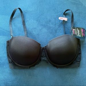 Maidenform Black Bra with lace detail, 40D